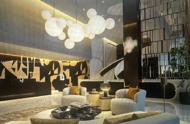 WALDORF ASTORIA MIAMI - Residential