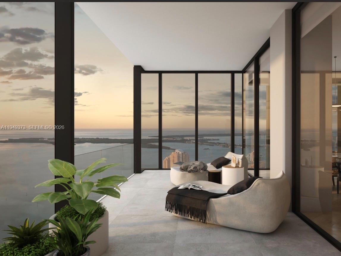 WALDORF ASTORIA MIAMI - Residential