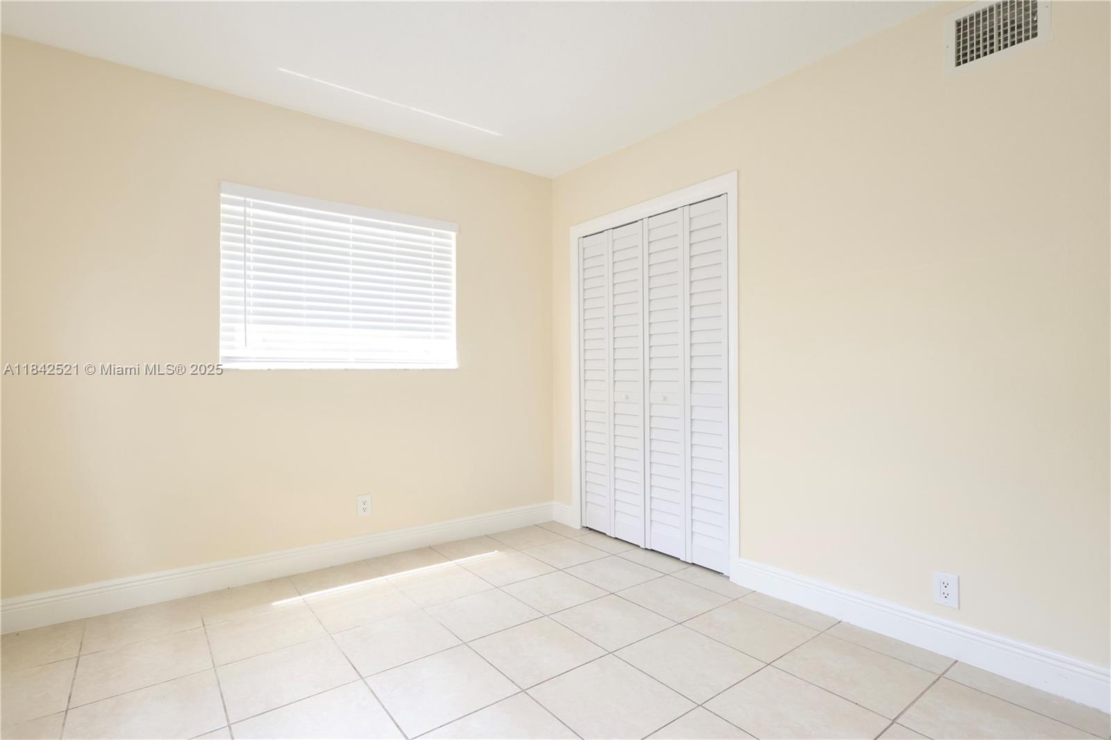 RIVERSIDE BREEZES CONDO - Residential Lease