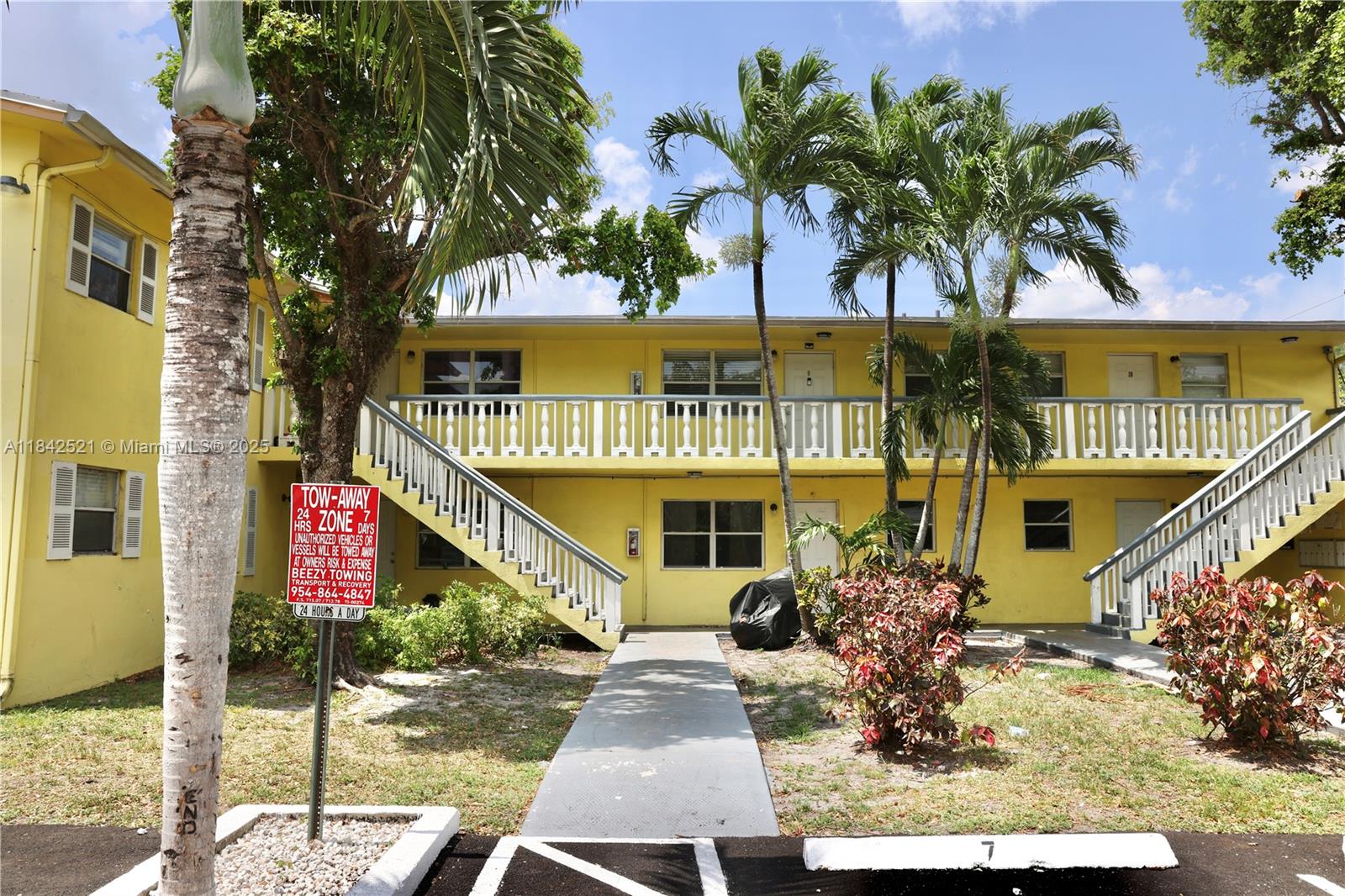 RIVERSIDE BREEZES CONDO - Residential Lease