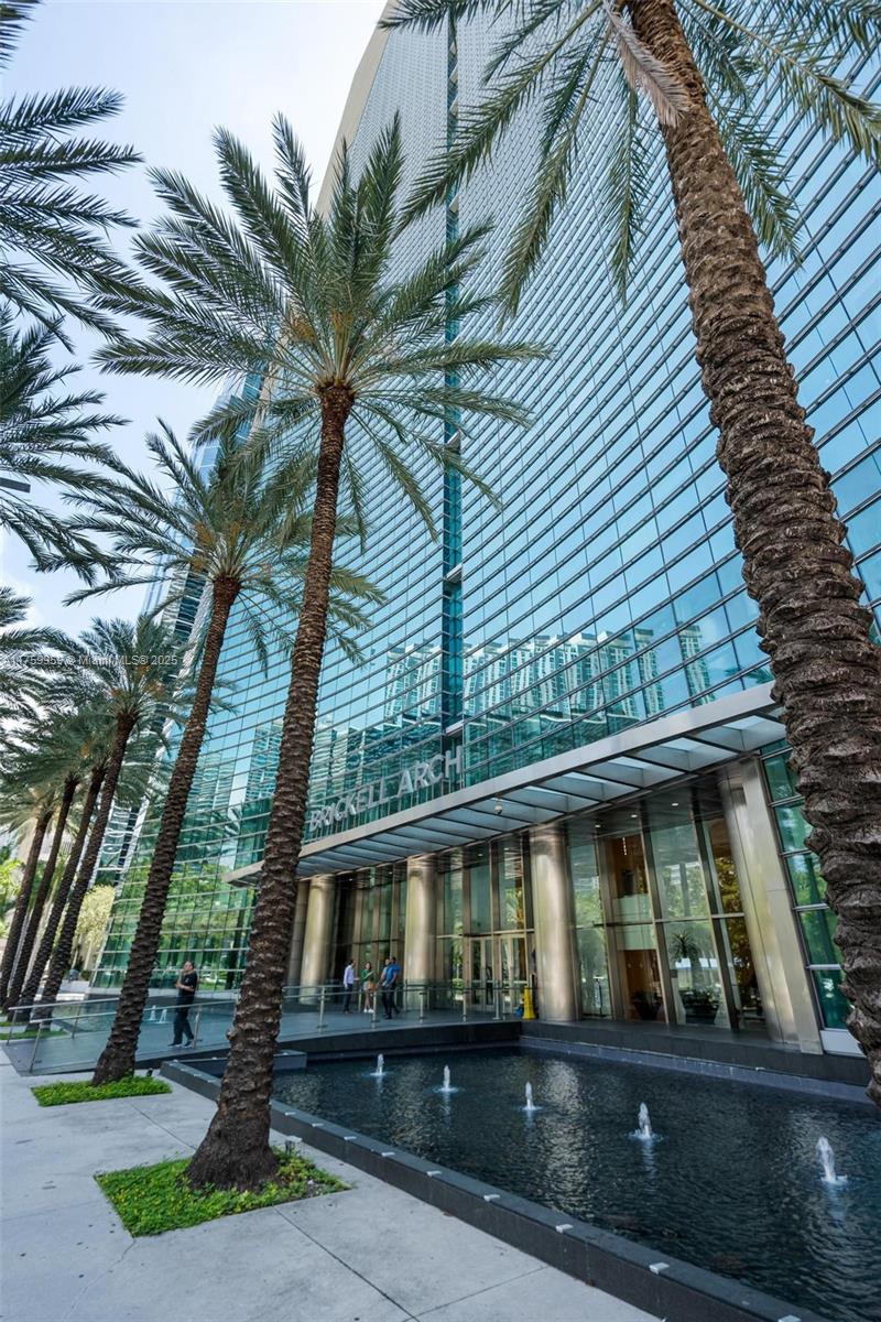 MAYFIELD CONDO - Residential