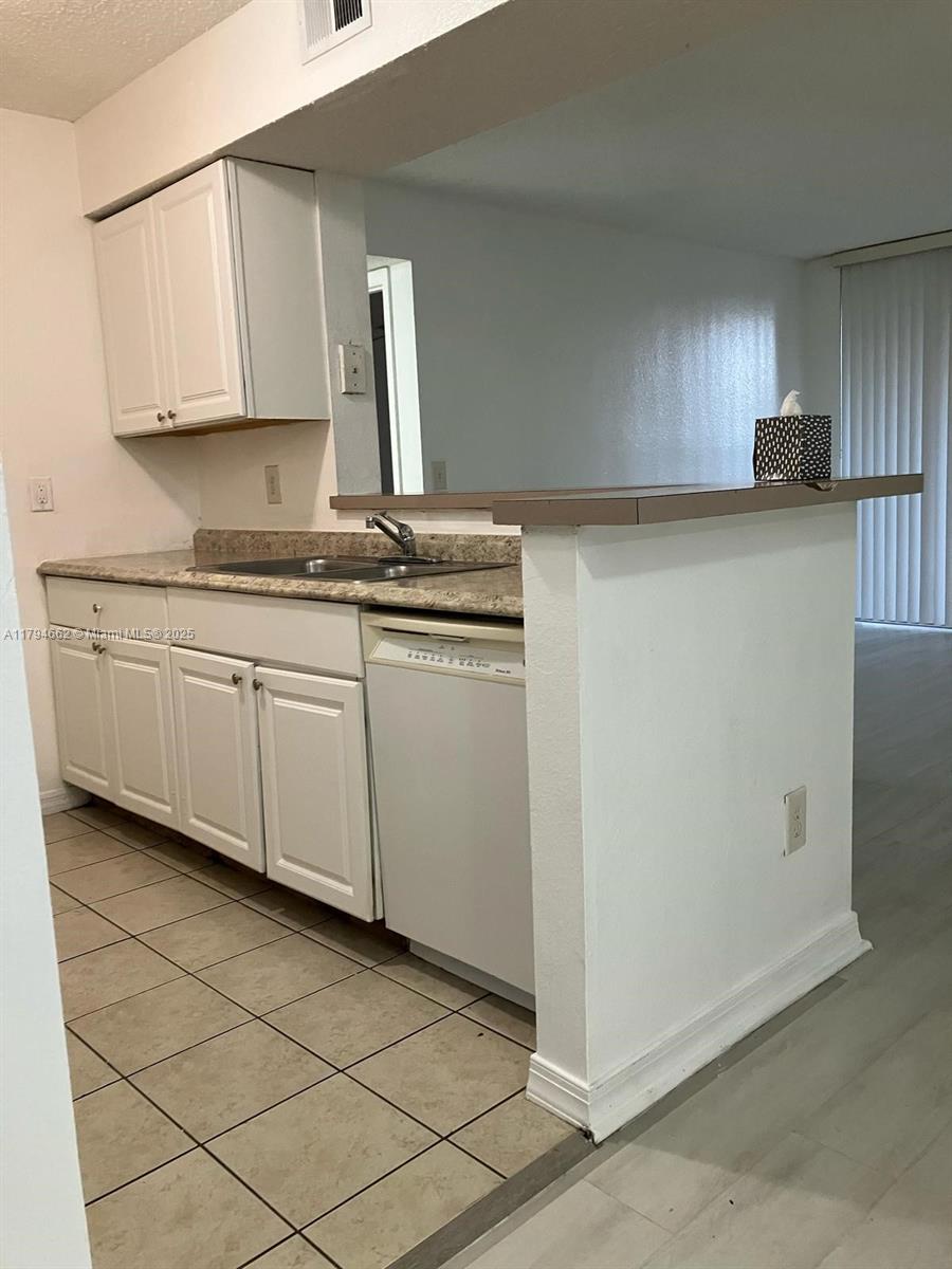 4025 W Mcnab Rd E106