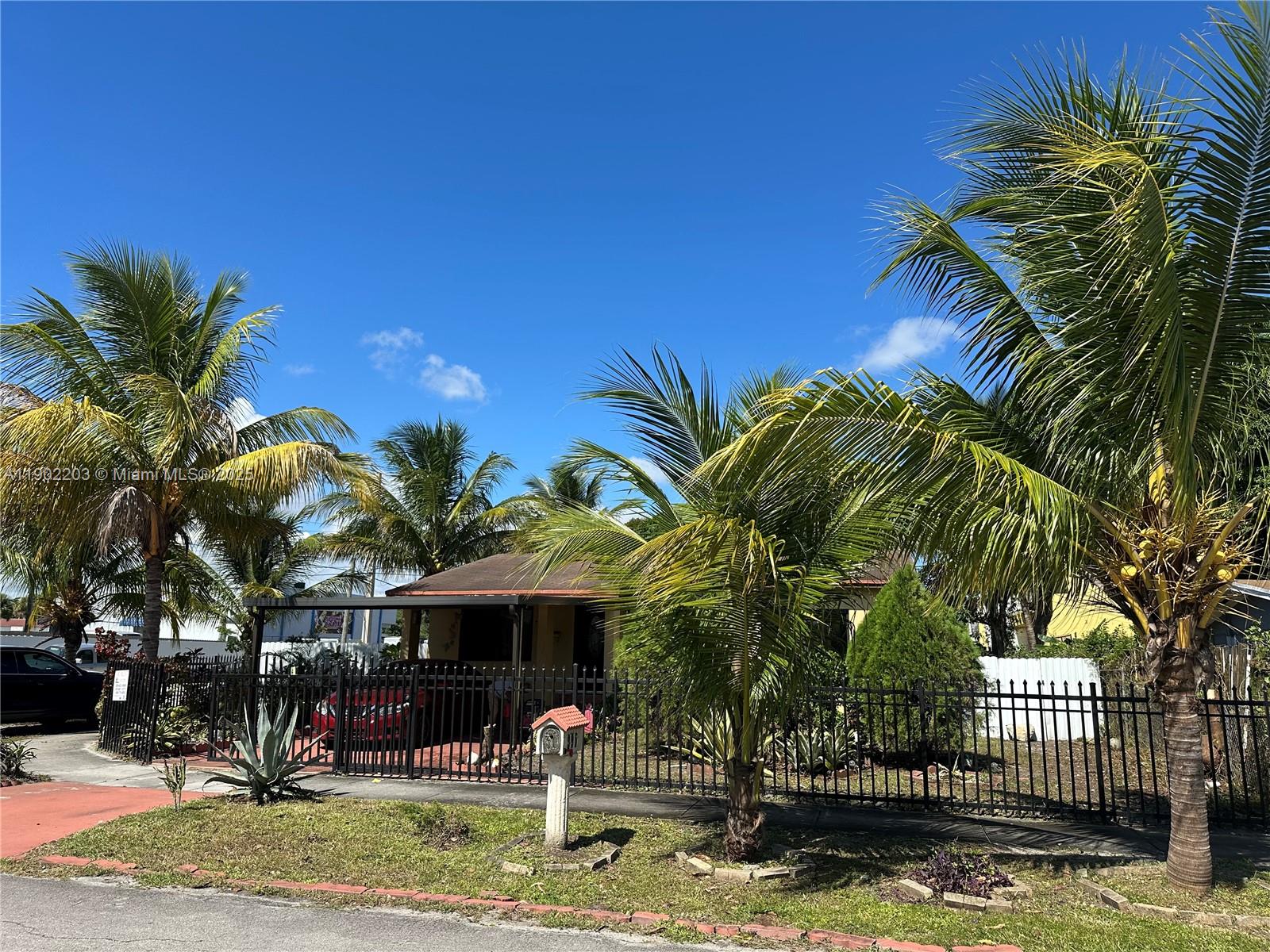 1395 NW 118th St 0