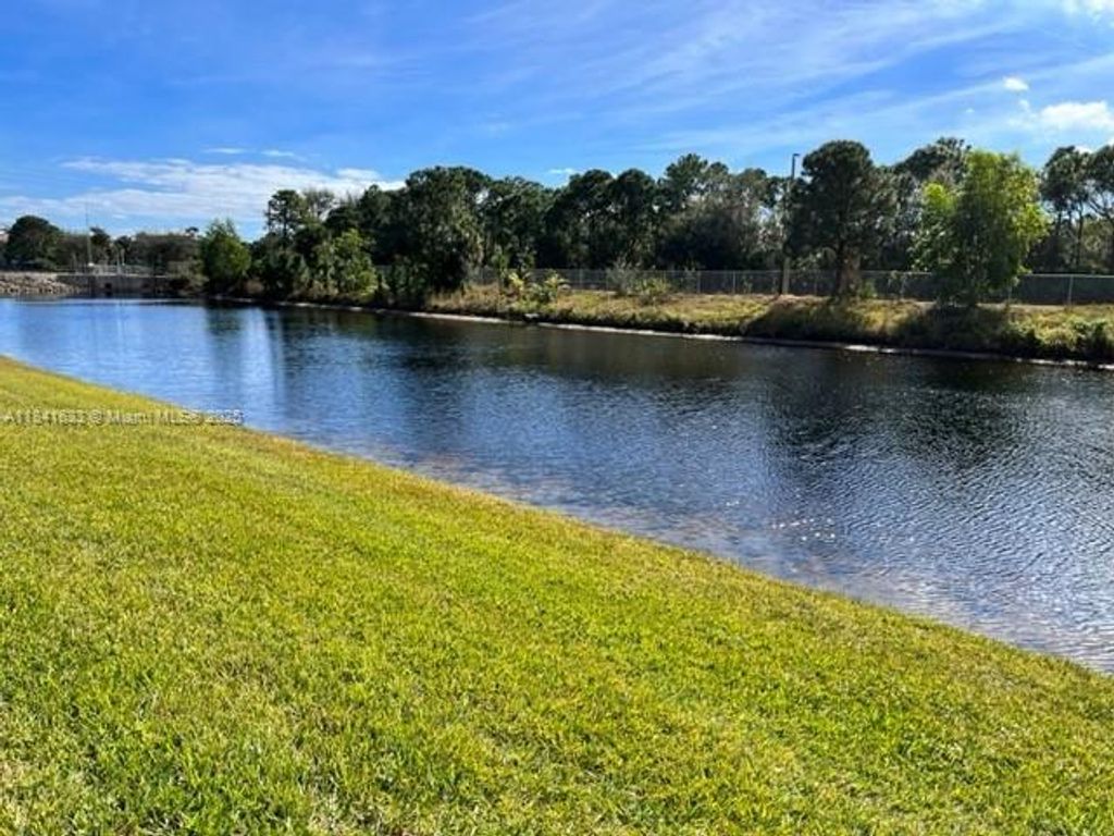 Photo of 4513 S Artesa Way S #4513, Palm Beach Gardens, FL 33418 (MLS # A11841633)