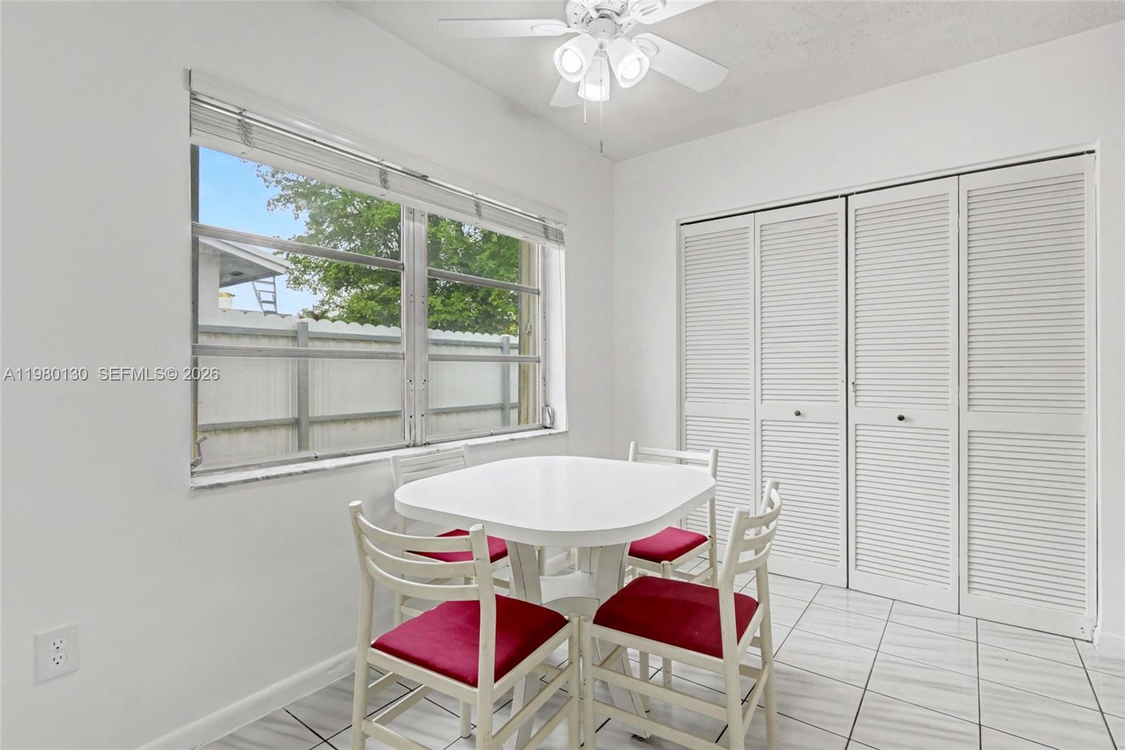 DEVON AIRE ESTATES SEC 1 - Residential