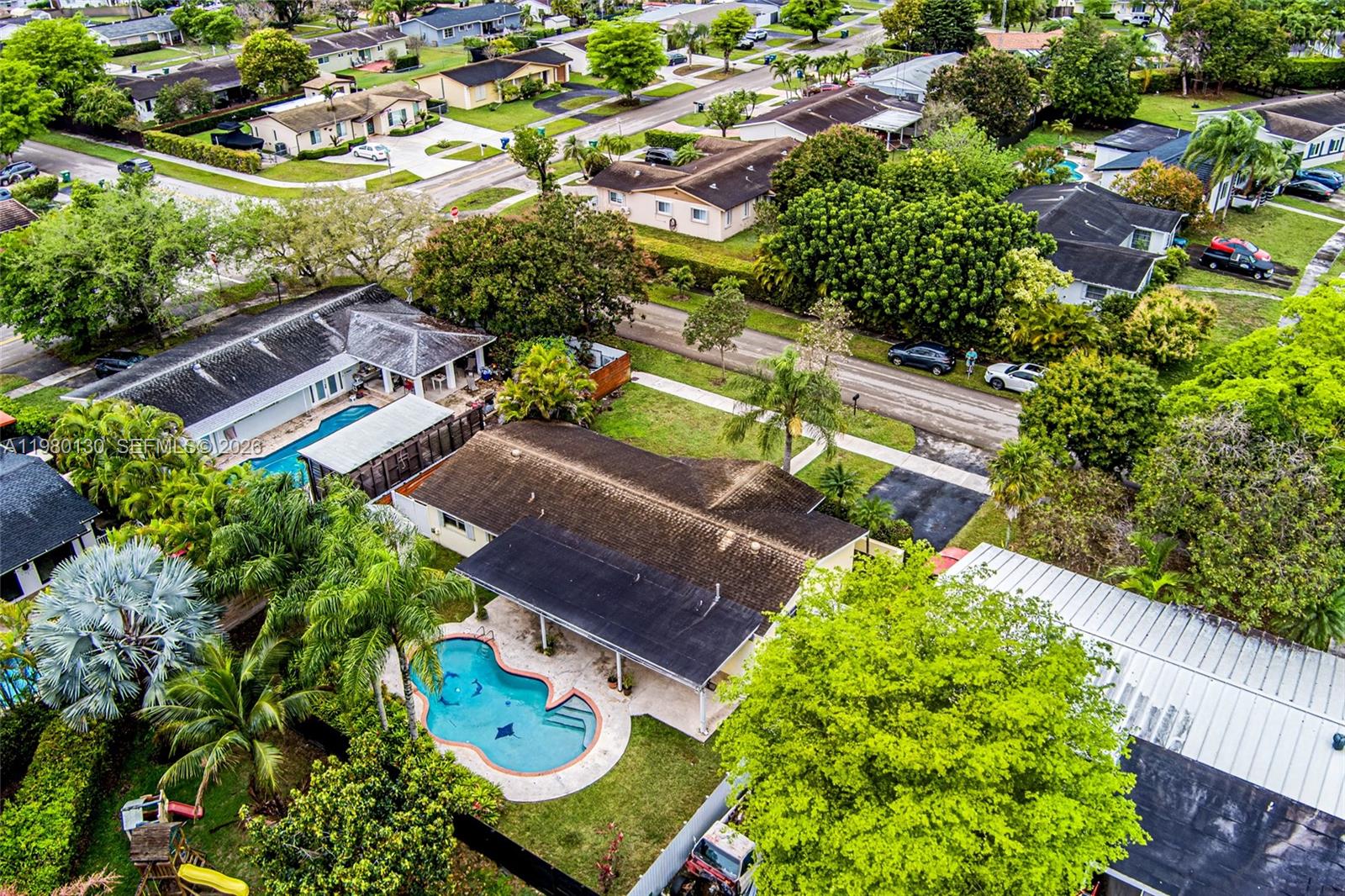 DEVON AIRE ESTATES SEC 1 - Residential