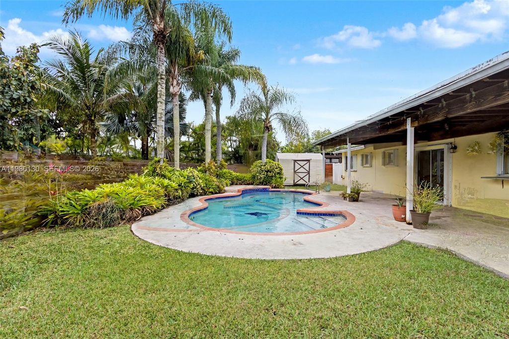 Photo of 10555 SW 124th Rd, Miami, FL 33186 (MLS # A11980130)