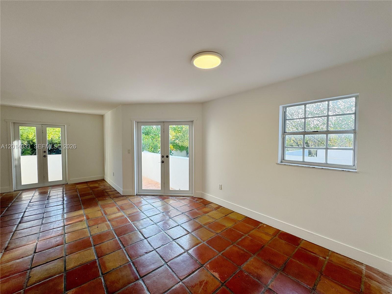 2918 Bird Ave 7