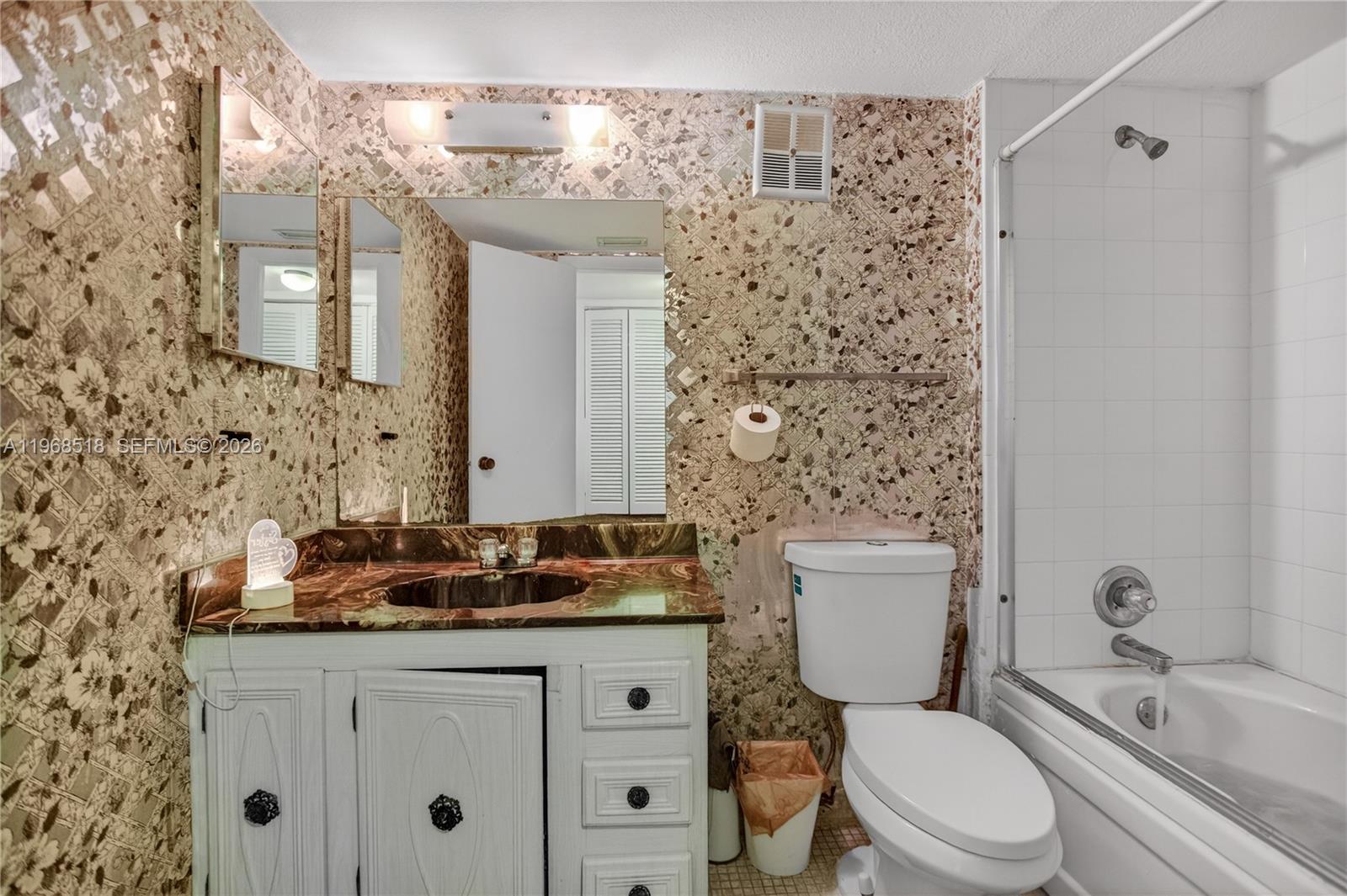 Laurels of Margate - Residential