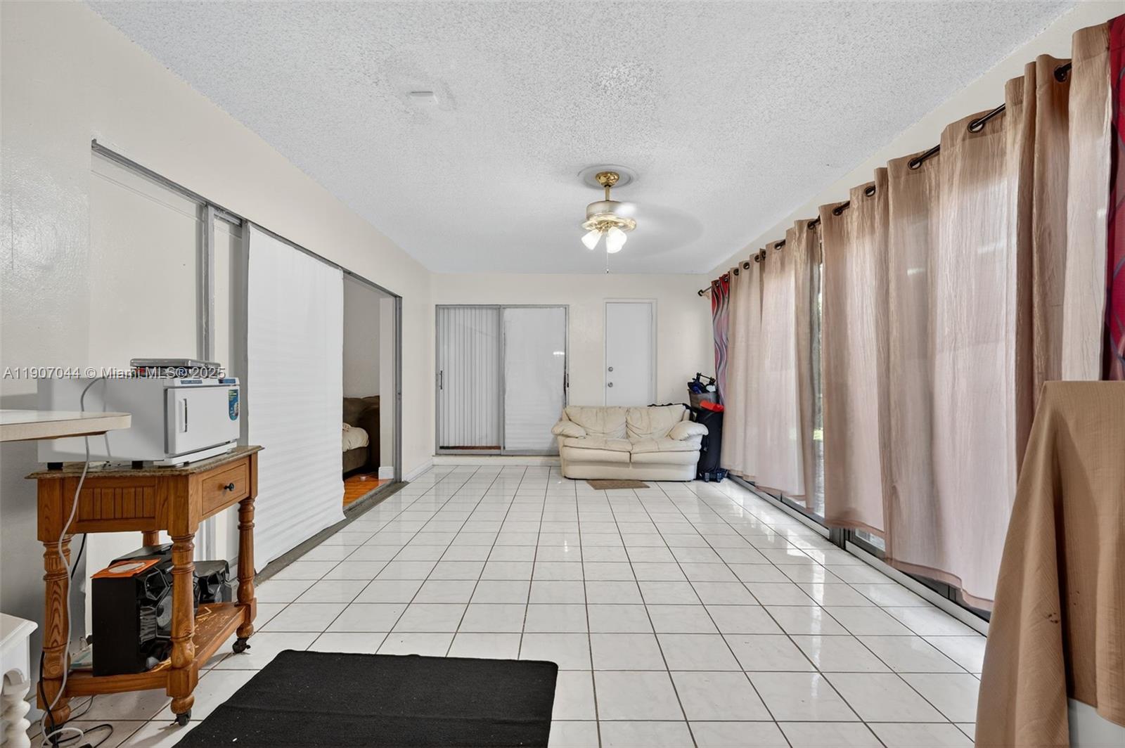 ORIOLE-MARGATE SEC 3 - Residential