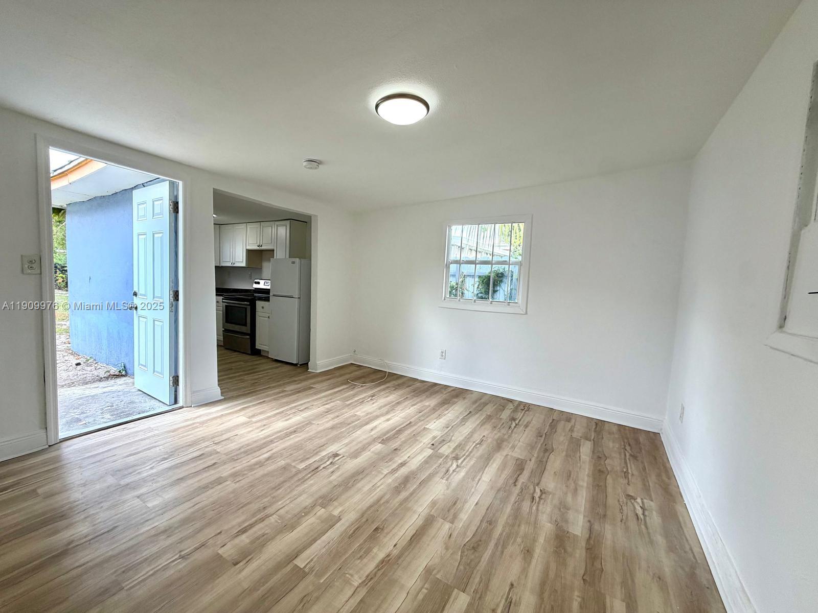 GRATIGNY PLATEAU REV - Residential Lease