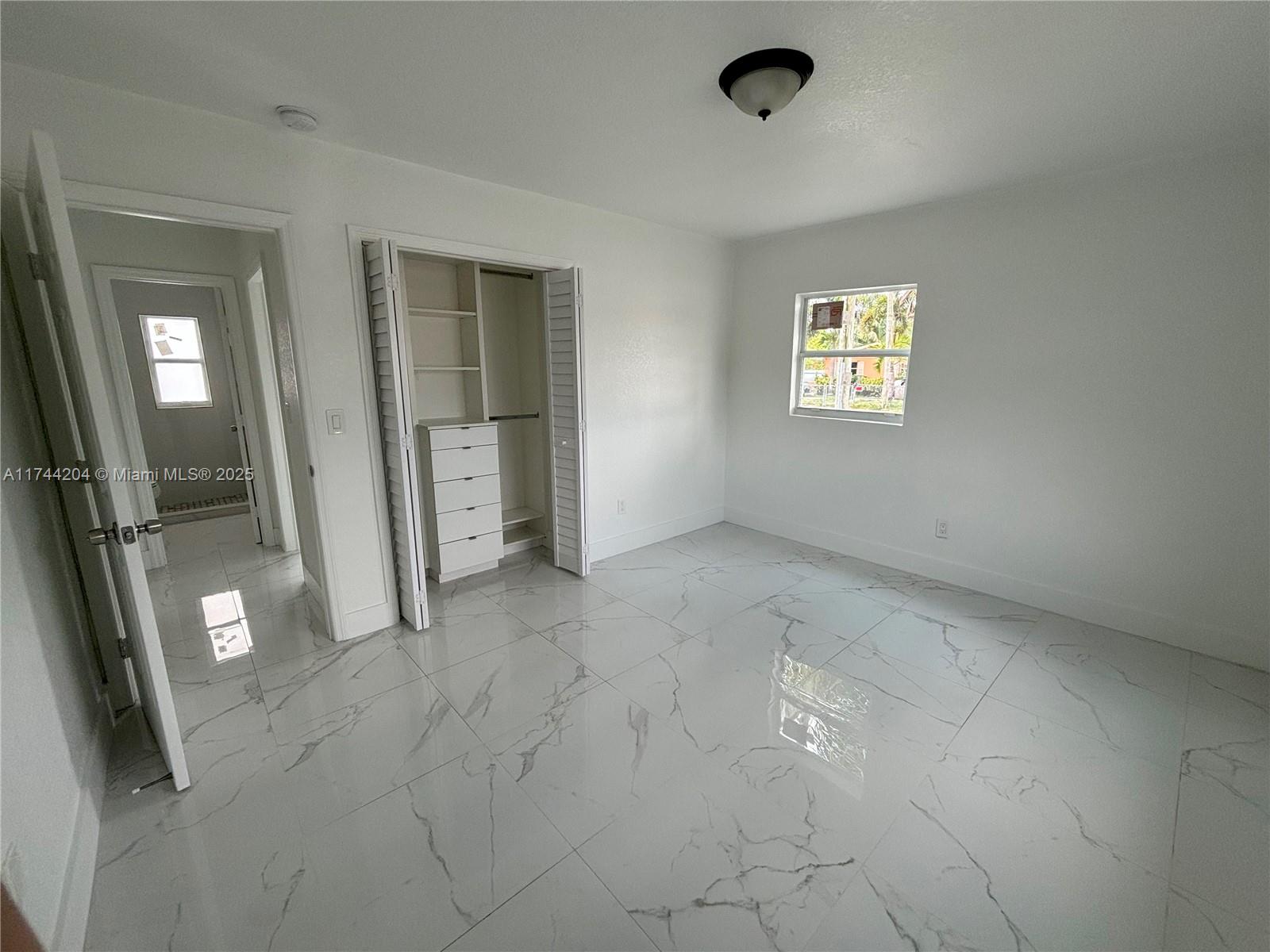 PINEWOOD - Residential Income