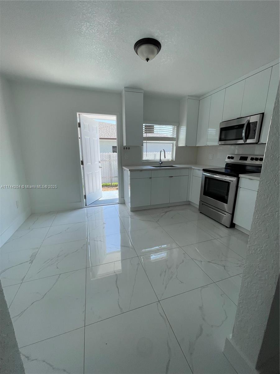 PINEWOOD - Residential Income