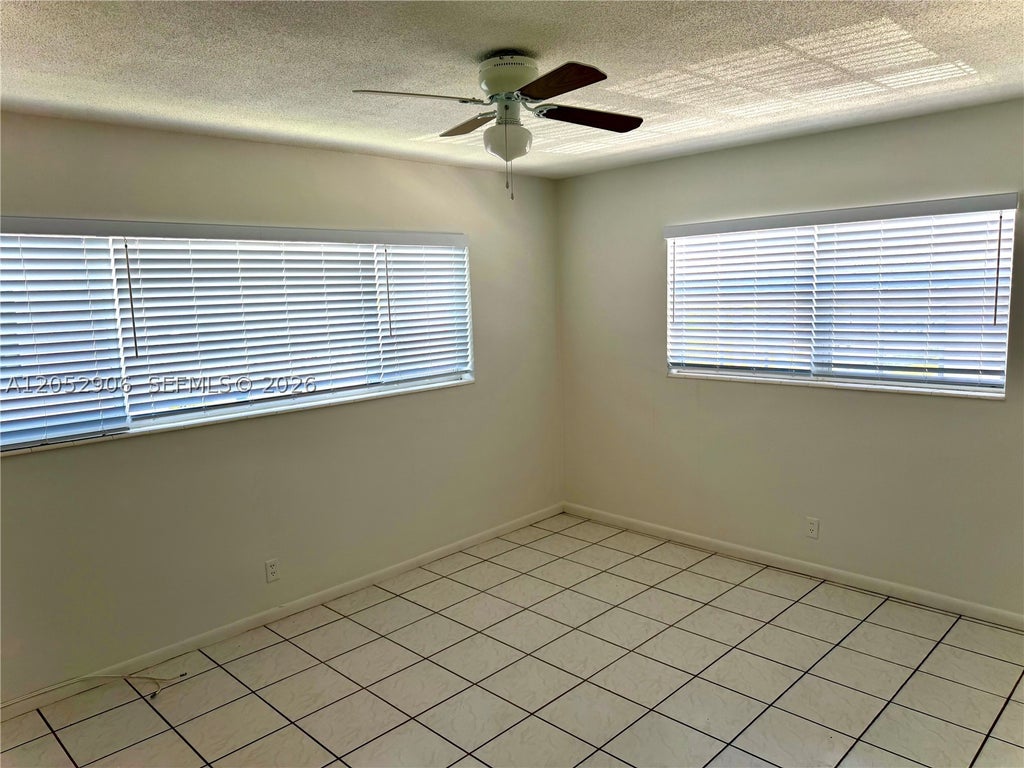 Photo of 3220 NE 10th St #17, Pompano Beach, FL 33062 (MLS # A12052906)