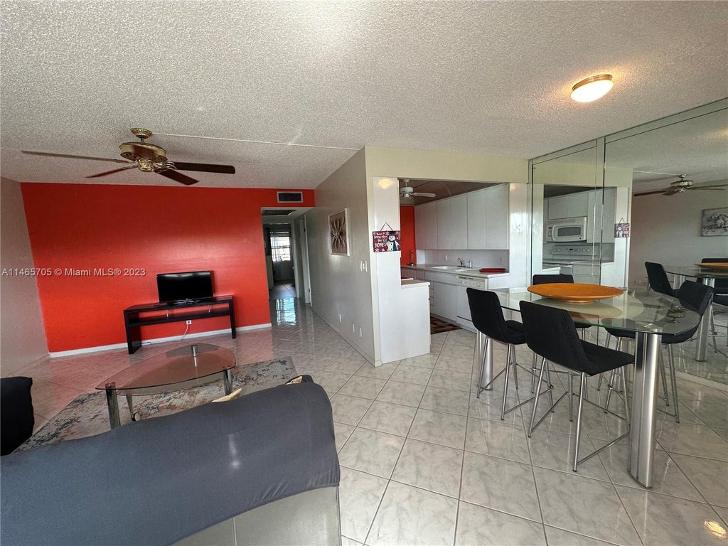 Photo of 4052 E Harwood E #4052, Deerfield Beach, FL 33442 (MLS # A11465705)