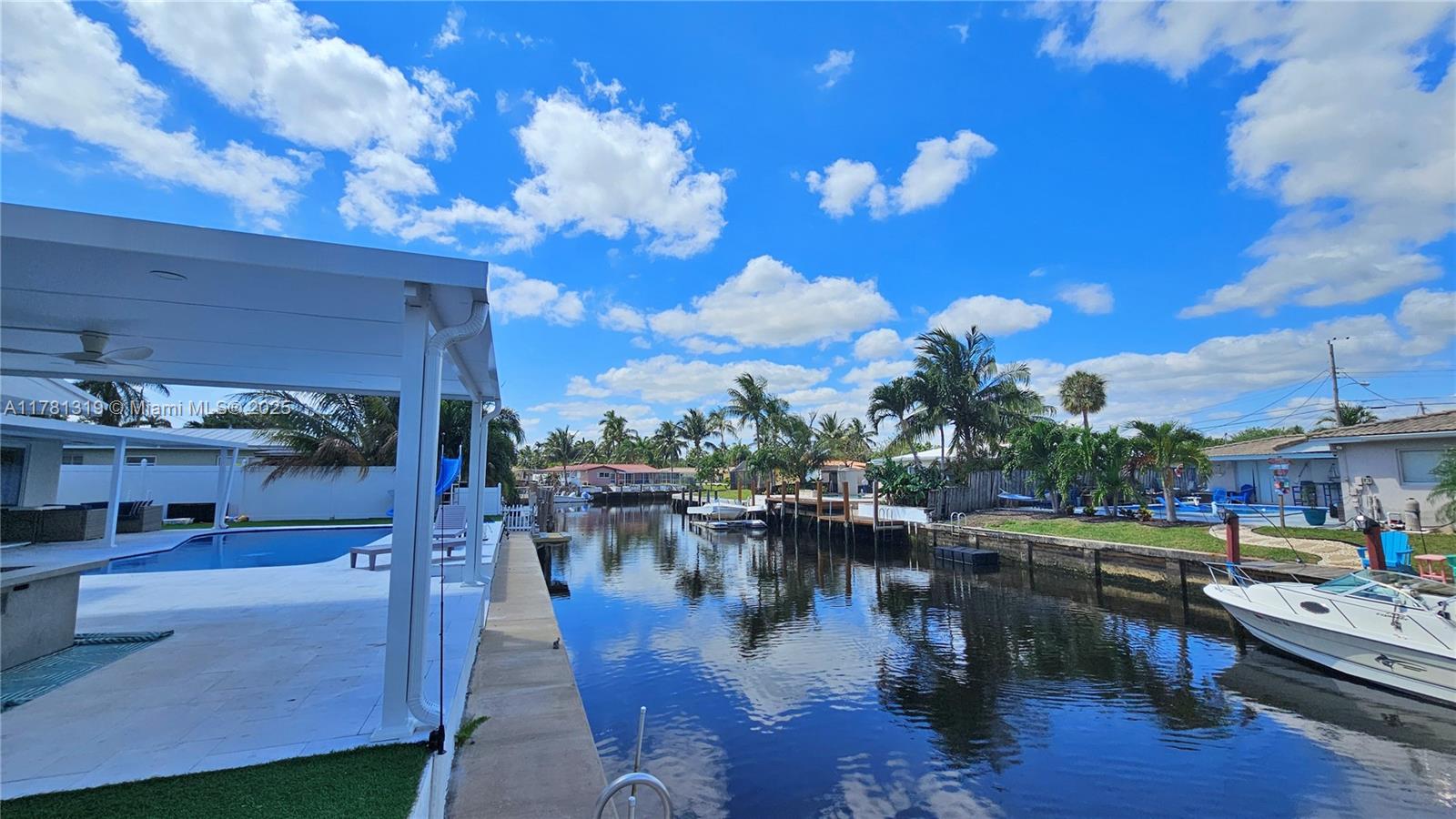 BOULEVARD PARK ISLES SEC - Residential