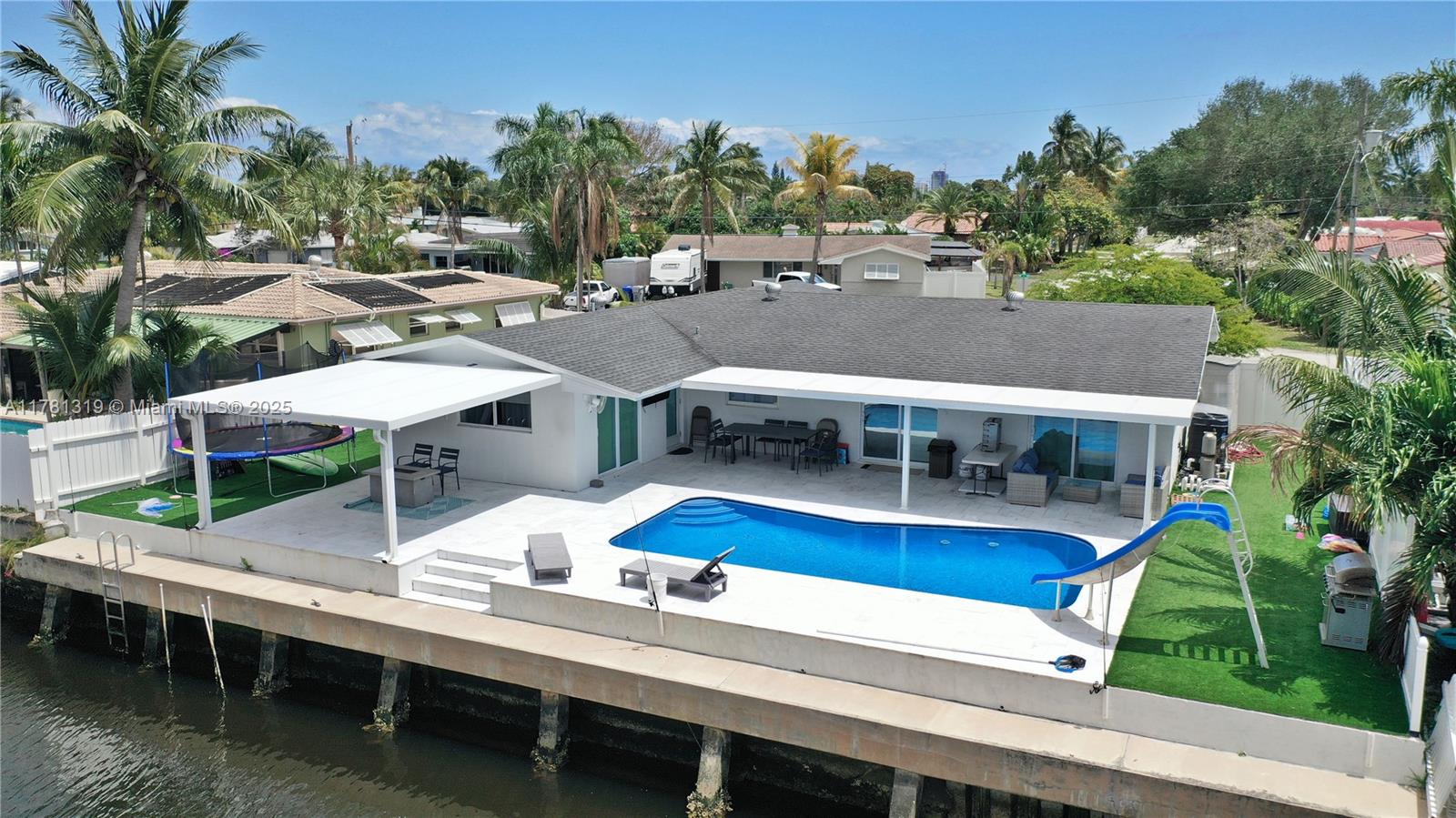 BOULEVARD PARK ISLES SEC - Residential