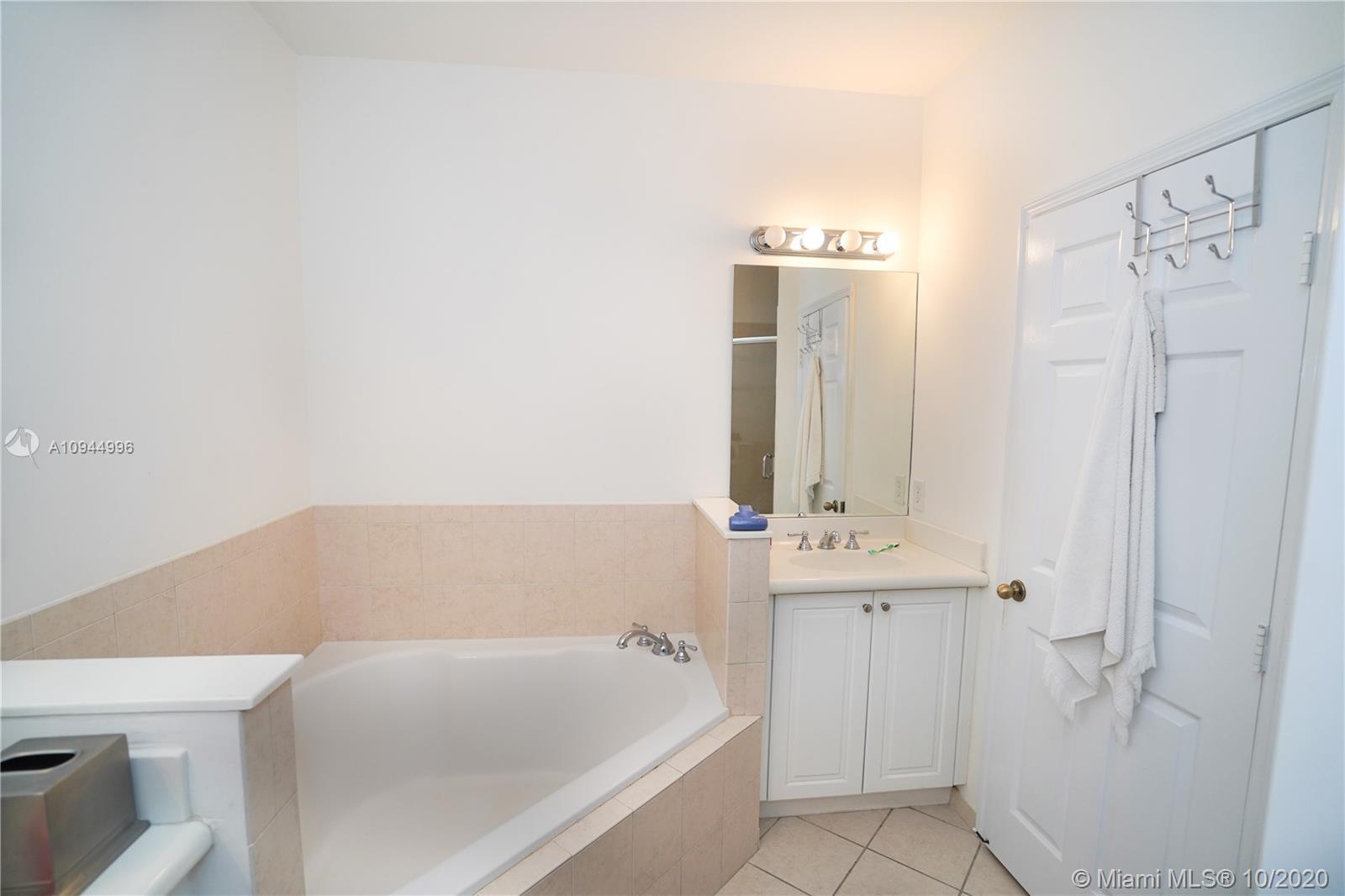 BEACON AT DORAL - Residential