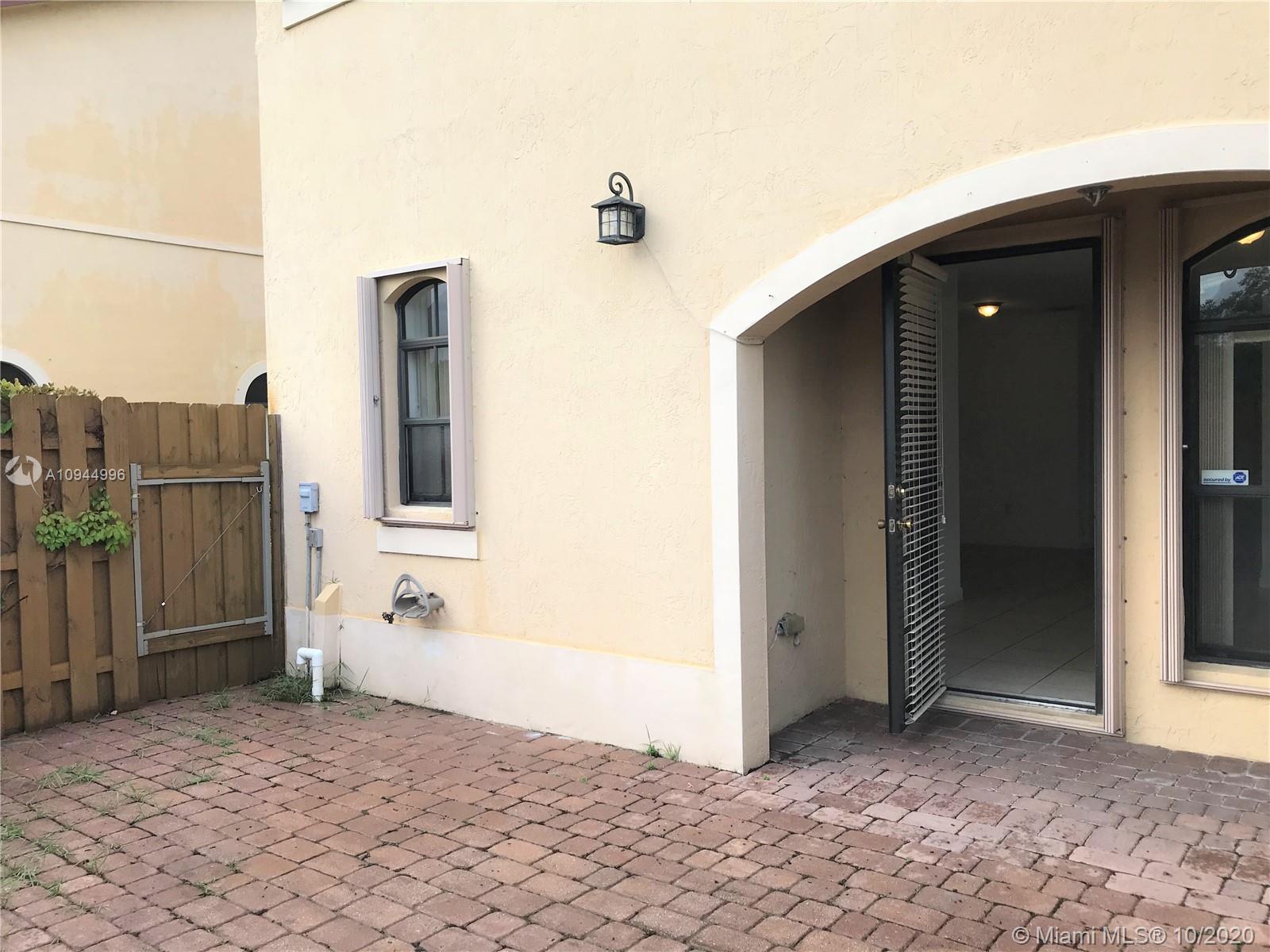 BEACON AT DORAL - Residential