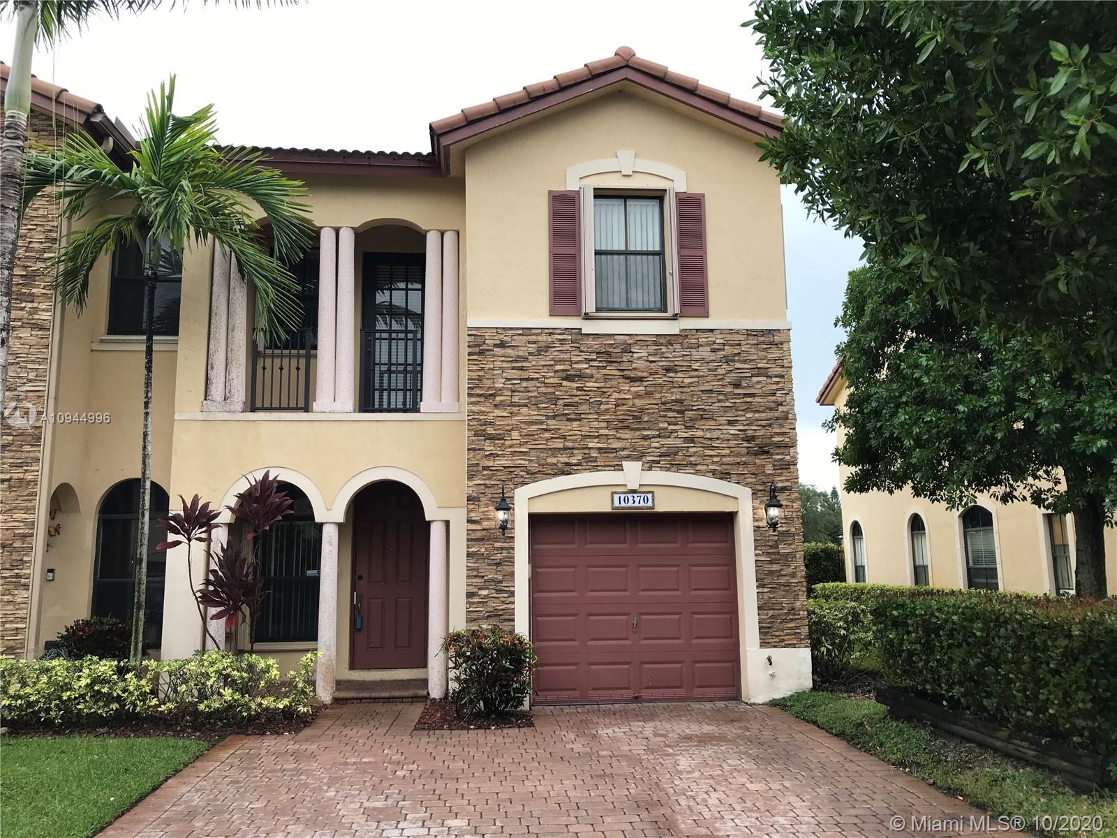 BEACON AT DORAL - Residential