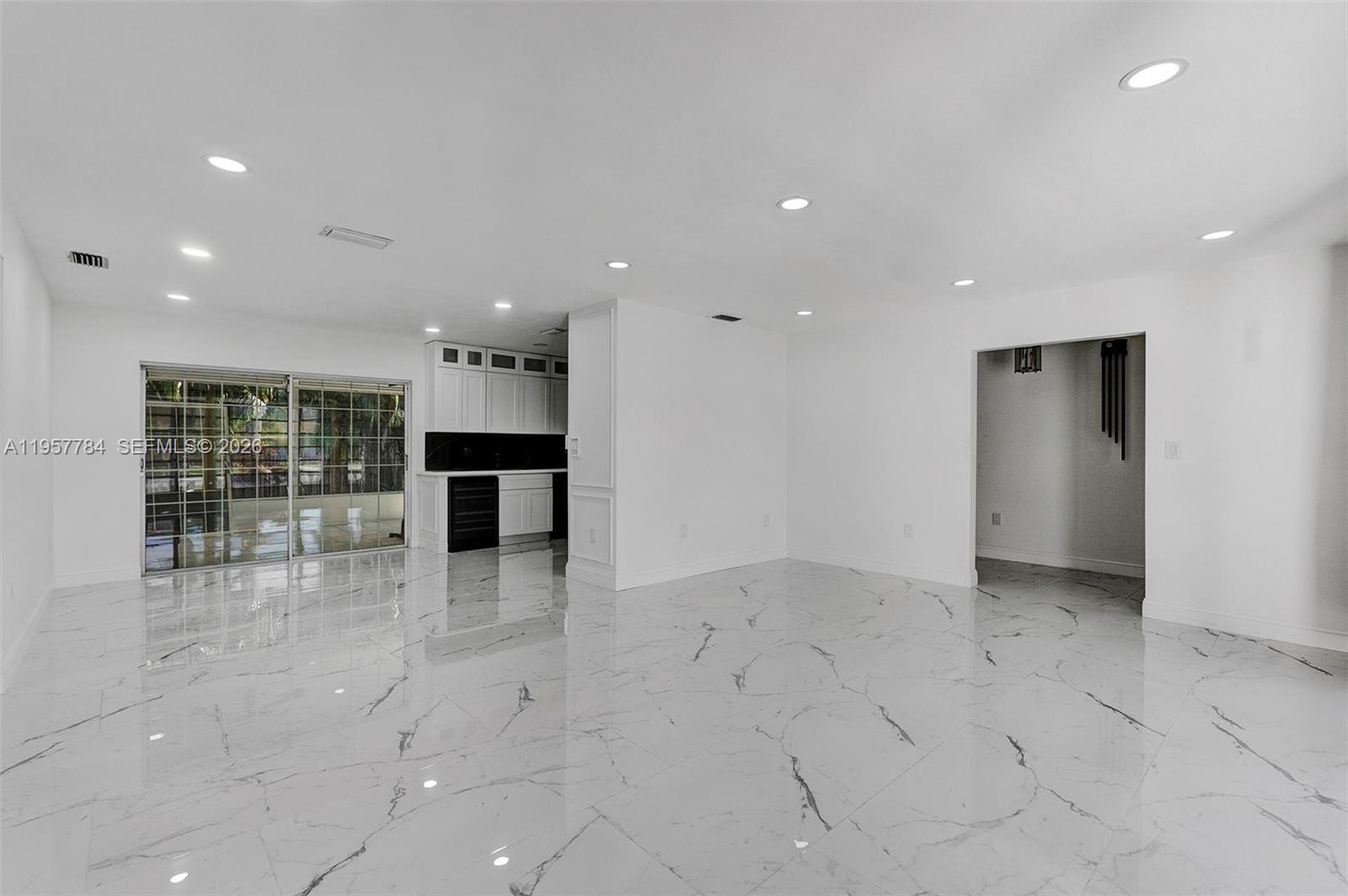 NORTH DADE COUNTRY CLUB V - Residential