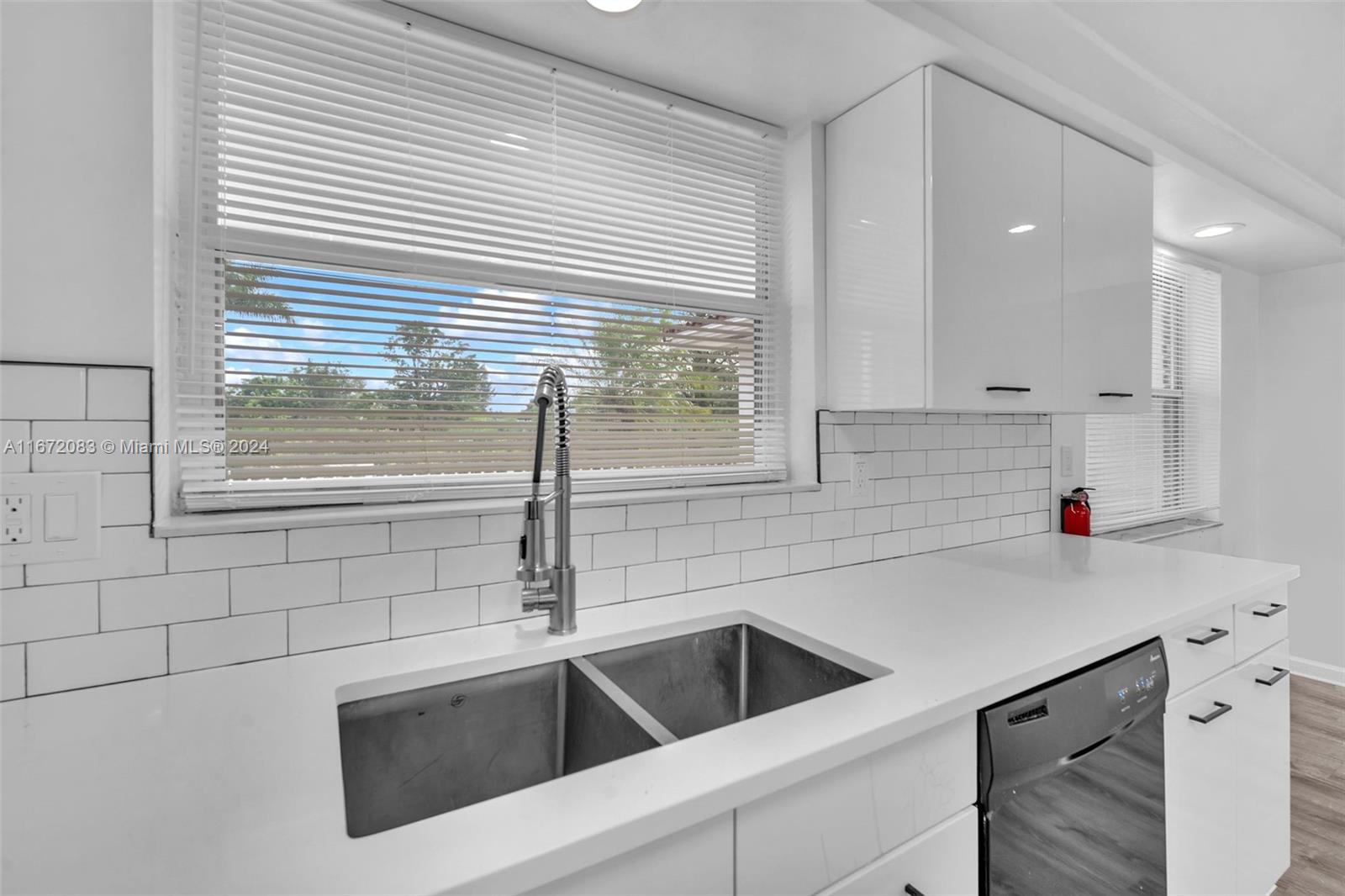 SUNSET ISLES SEC 1 - Residential