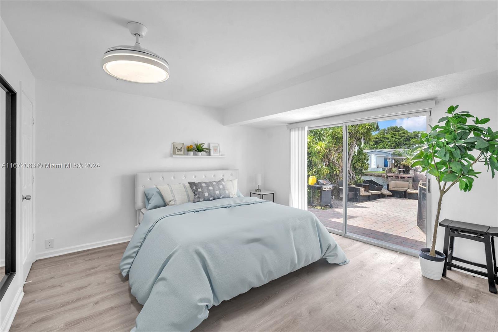 SUNSET ISLES SEC 1 - Residential