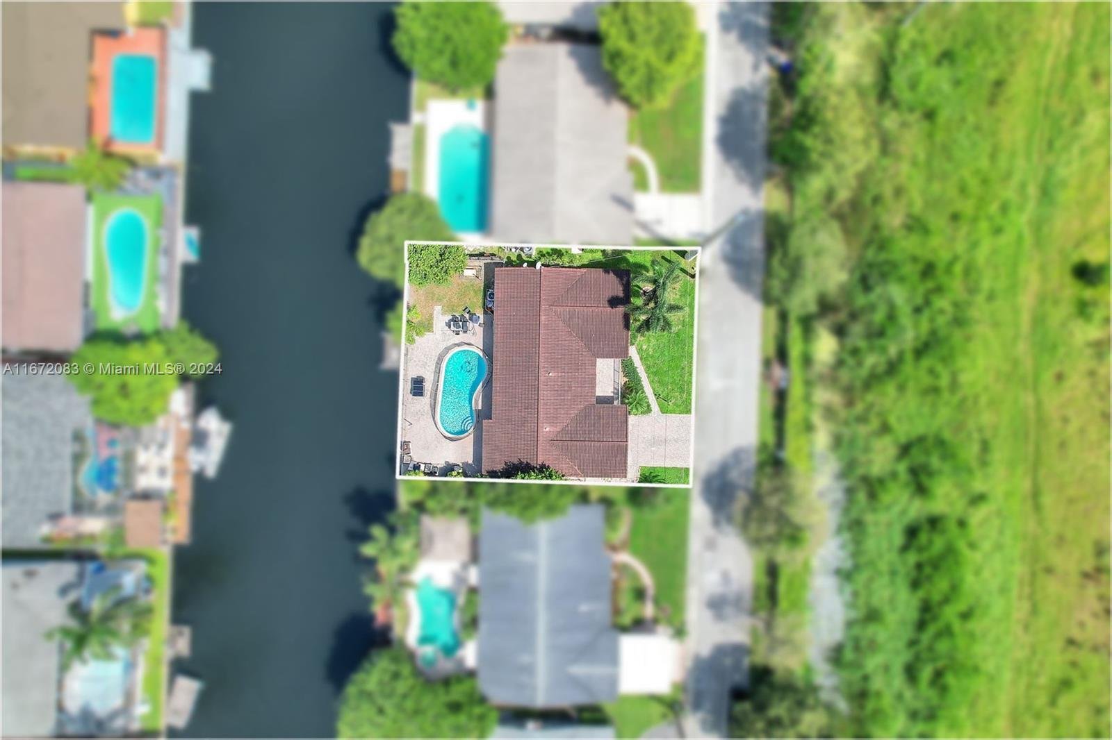 SUNSET ISLES SEC 1 - Residential