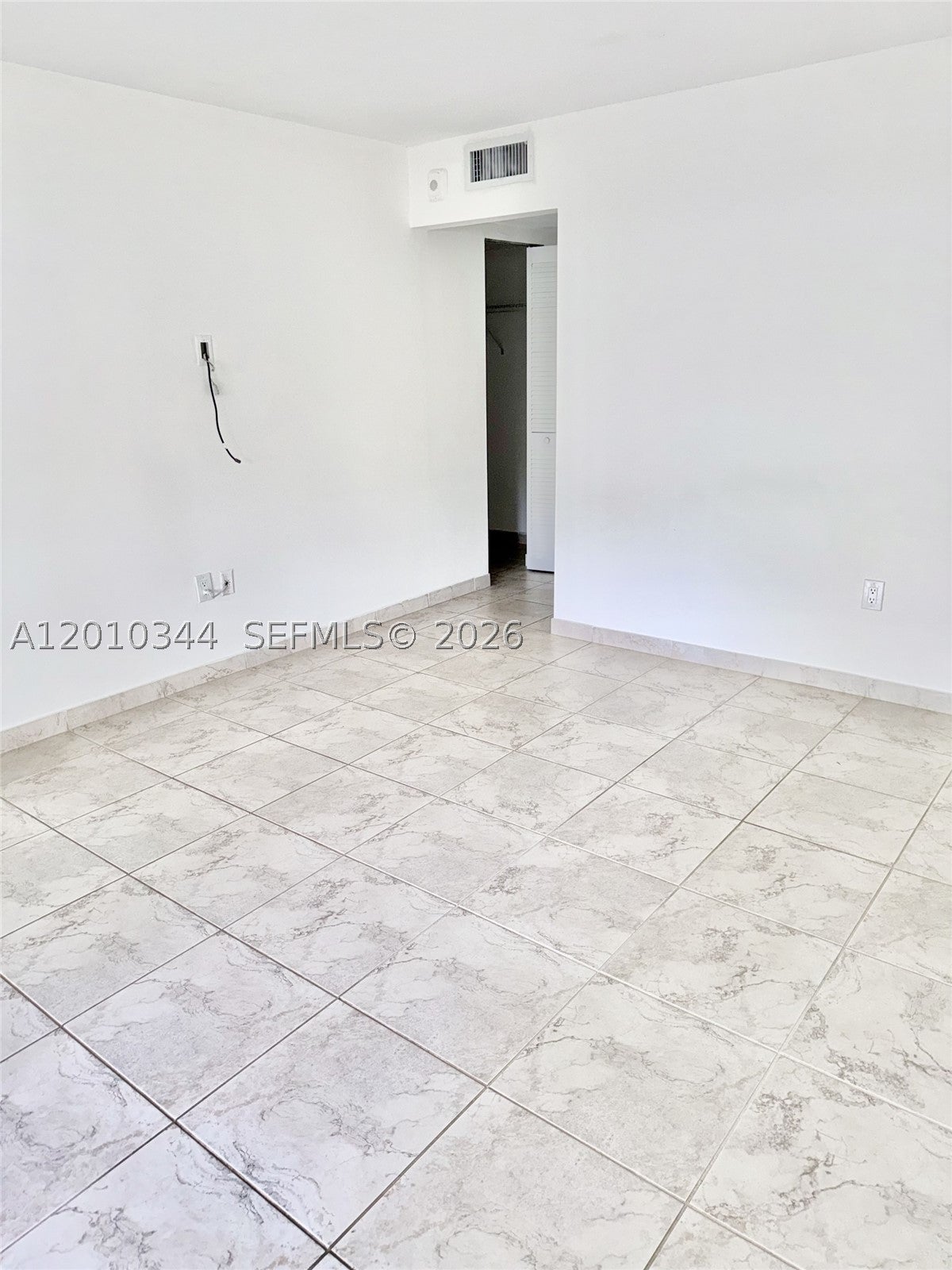 8933 SW 123rd Ct 108, Miami FL 33186