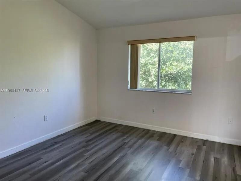 HOLLYWOOD RIDGE FARMS 2-1 - Residential Lease