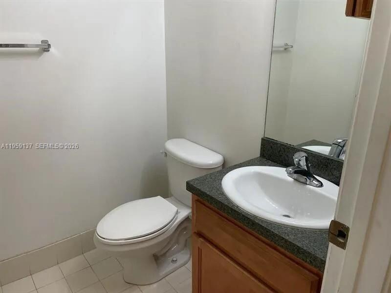 HOLLYWOOD RIDGE FARMS 2-1 - Residential Lease