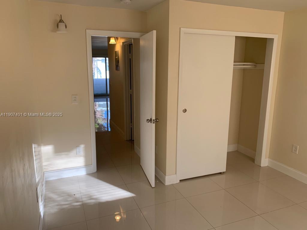 BISCAYNE SHORES UNIT 4 - Residential Lease