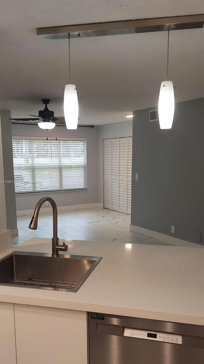 ISLES AT LAGO MAR CONDO - Residential Lease