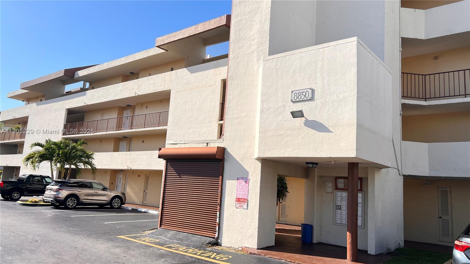 SAN MARCO CONDO - Residential