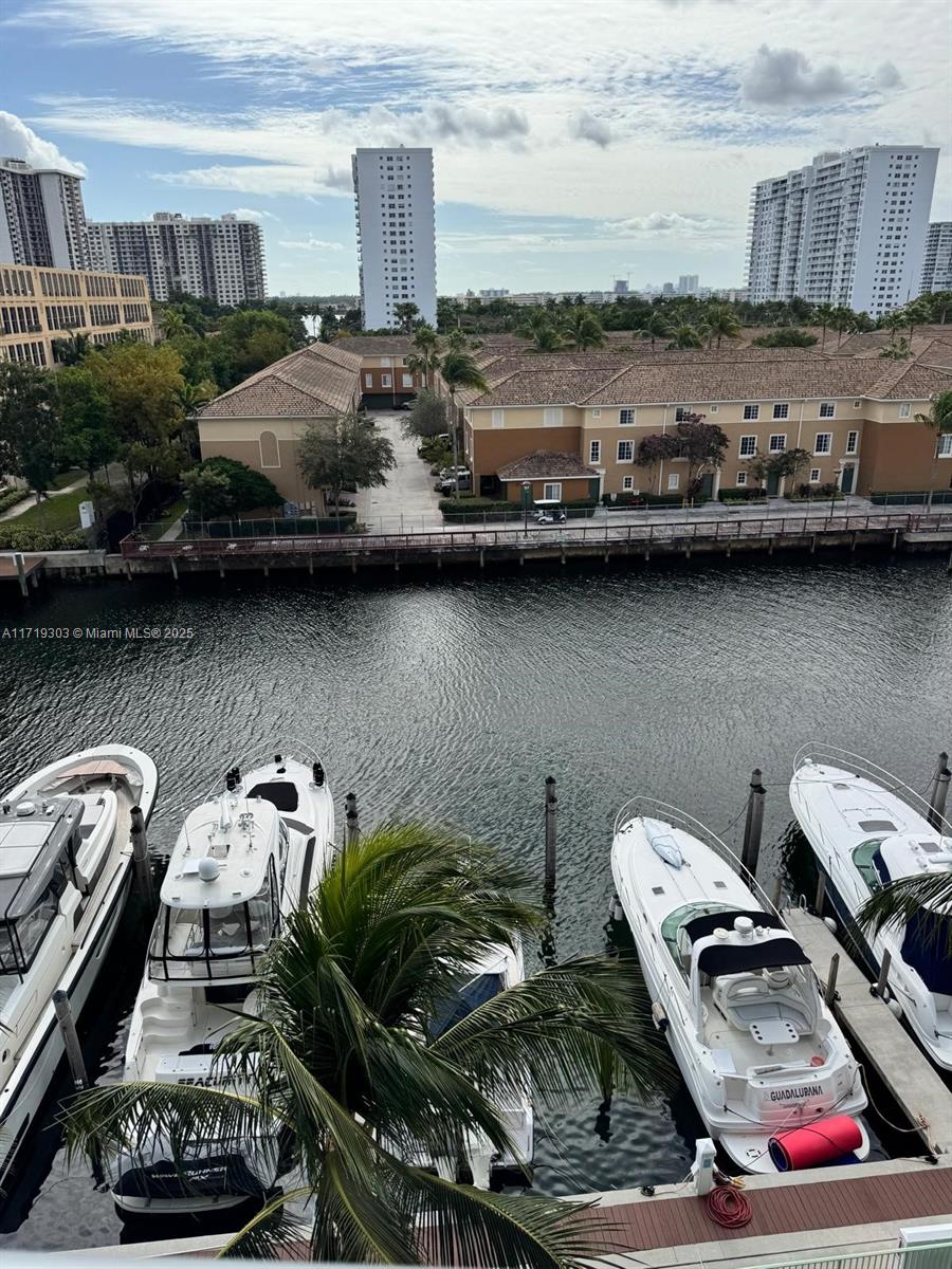 ARTECH RESIDENCES AT AVEN - Residential