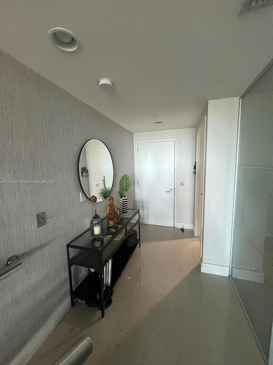 ARTECH RESIDENCES AT AVEN - Residential