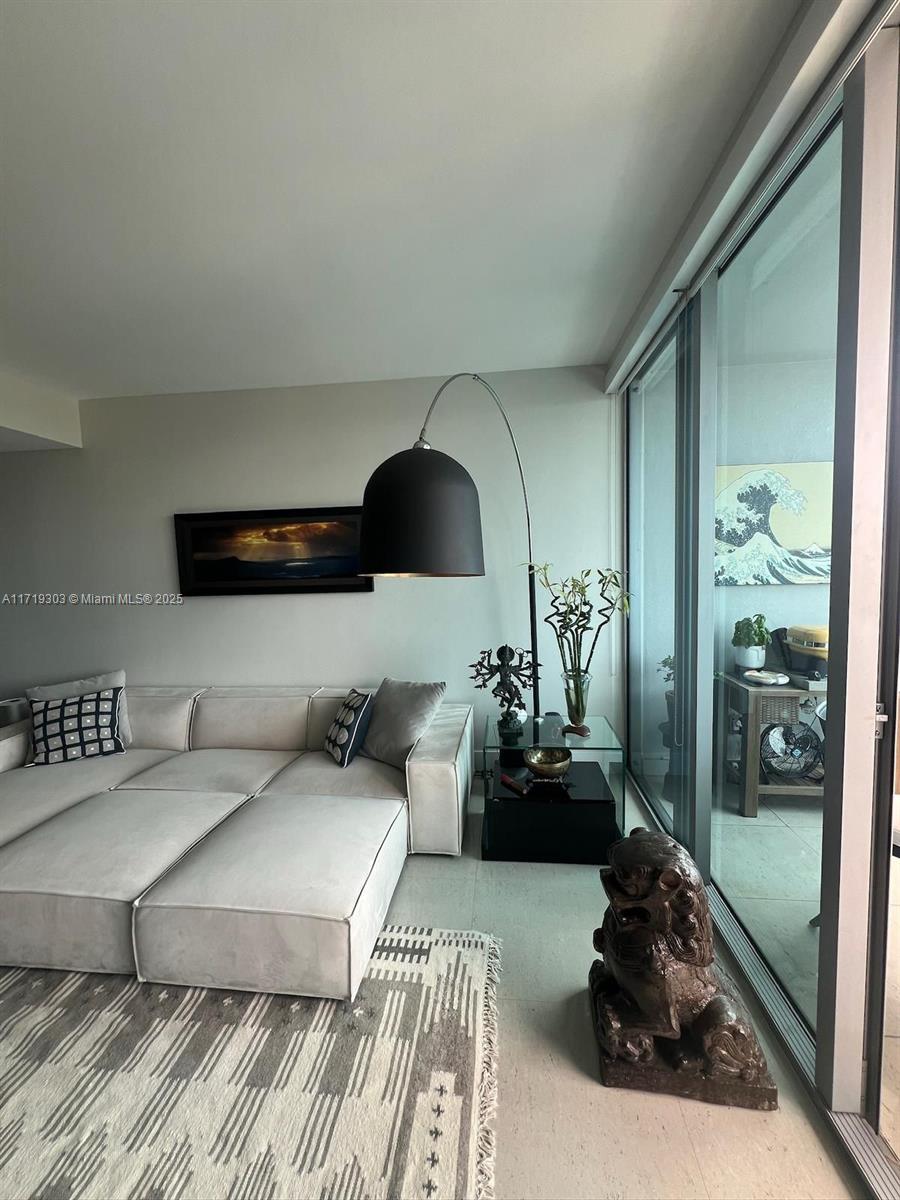 ARTECH RESIDENCES AT AVEN - Residential