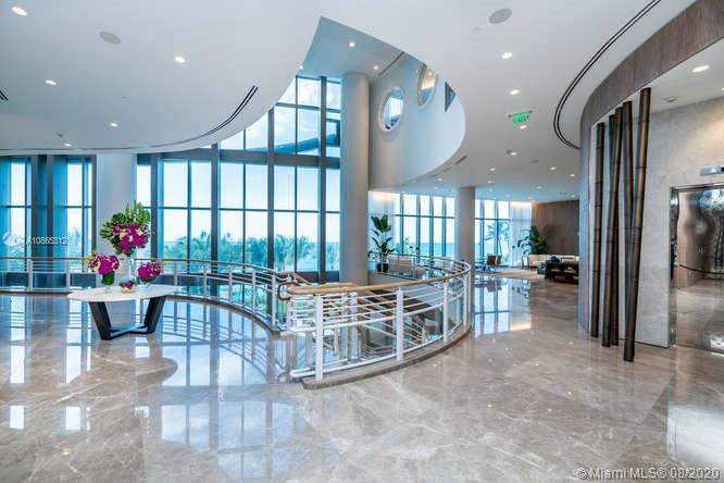 Ritz Carlton Residences - Residential