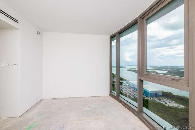 Ritz Carlton Residences - Residential