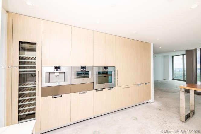 Ritz Carlton Residences - Residential