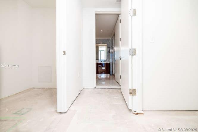 Ritz Carlton Residences - Residential