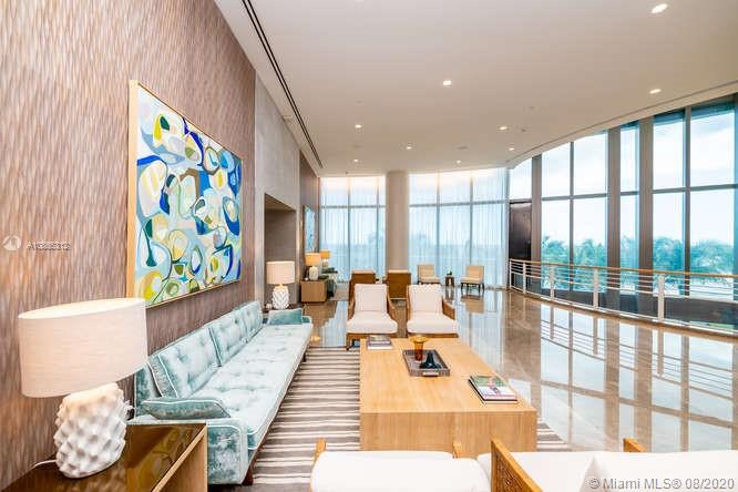 Ritz Carlton Residences - Residential
