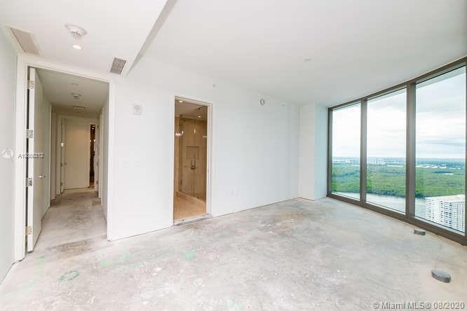 Ritz Carlton Residences - Residential