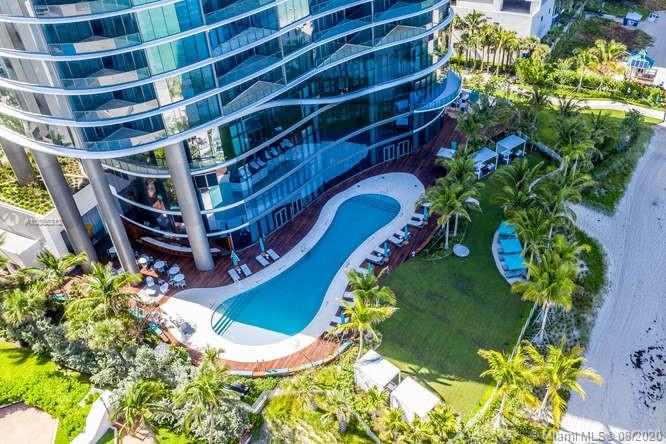 Ritz Carlton Residences - Residential