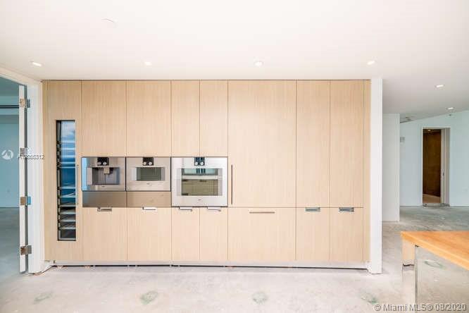 Ritz Carlton Residences - Residential