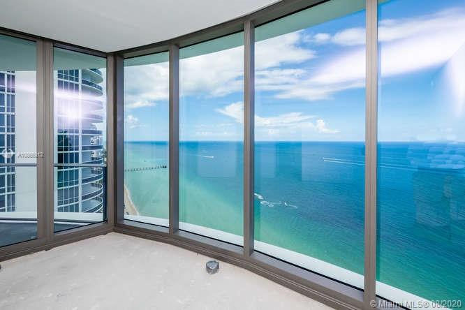 Ritz Carlton Residences - Residential