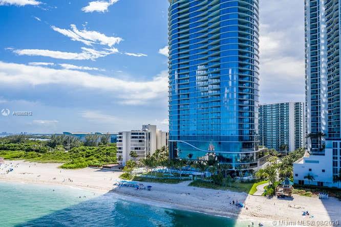 Ritz Carlton Residences - Residential