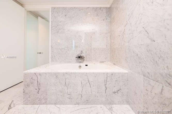 Ritz Carlton Residences - Residential