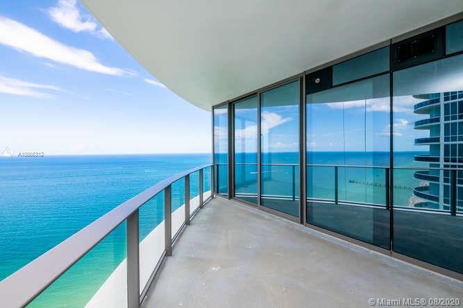 Ritz Carlton Residences - Residential