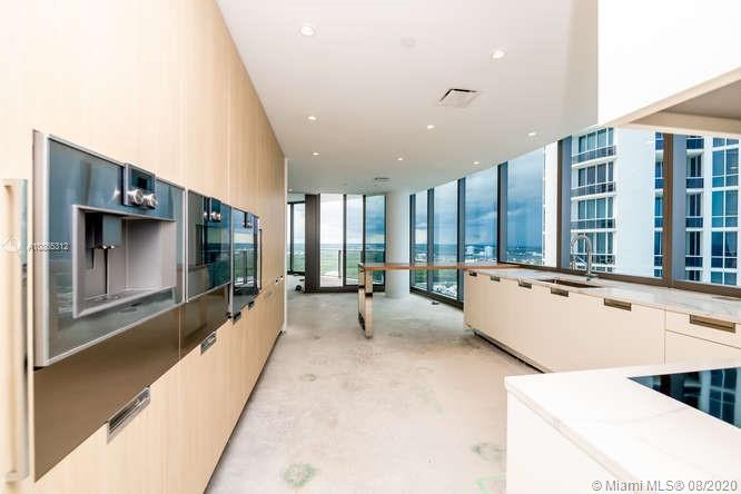 Ritz Carlton Residences - Residential